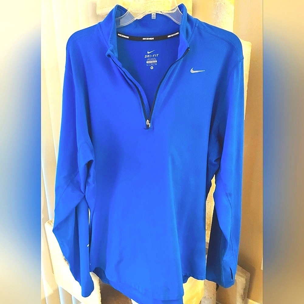 NIKE QUARTER ZIP MEN/WOMEN XL--NEVER WORN, LIKE NEW! *FIRM*